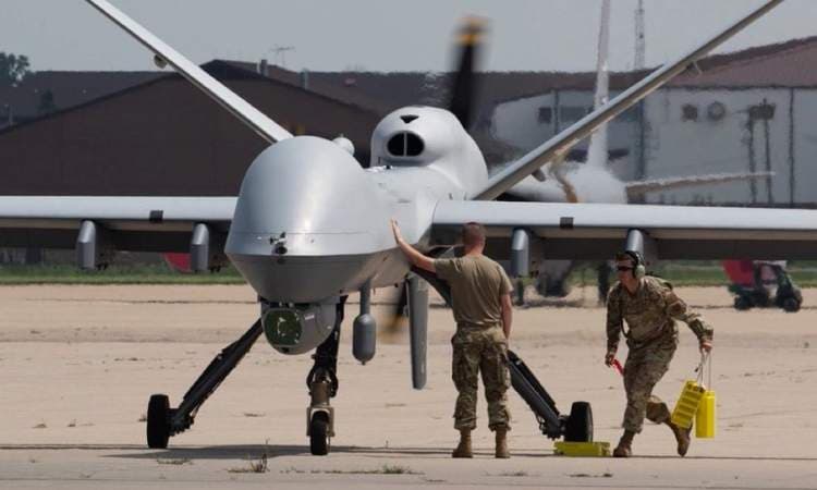 المقاومة العراقية تسقط مقاتلة أمريكية 