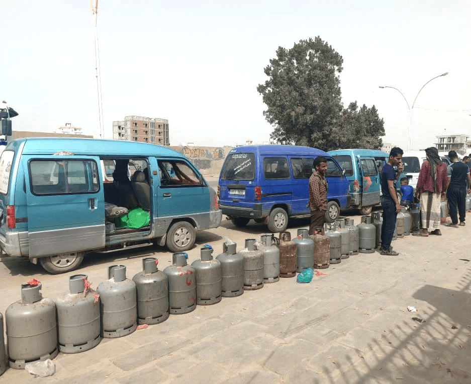 شركة الغاز تتحجج بزيادة الطلب لتبرير أزمة الغاز المنزلي في المحافظات المحررة