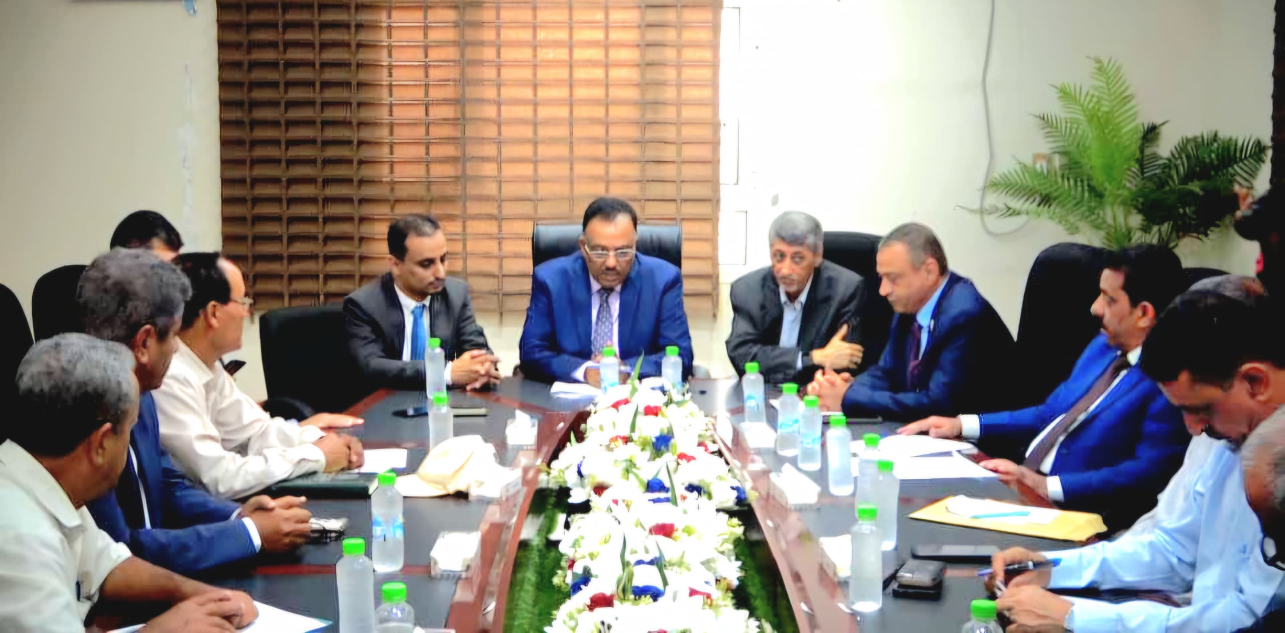 عدن.. 700 مليون دولار أمريكي حجم تمويل الواردات خلال الأسابيع الماضية