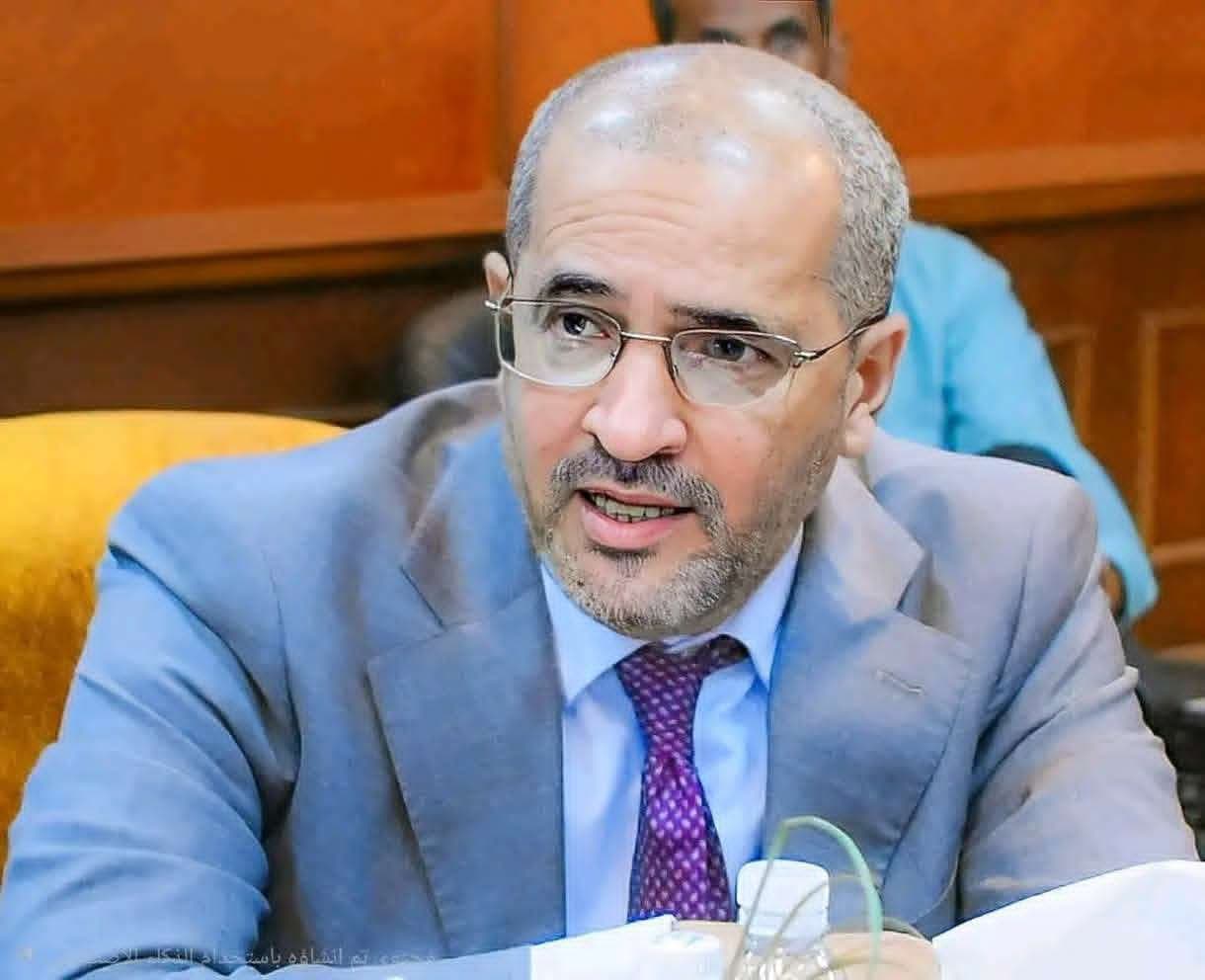 رئيس ميناء عدن يرد على "خلفان": ميناء عدن ليس "مكملاً" والجغرافيا تفرض معادلتها على خطوط التجارة