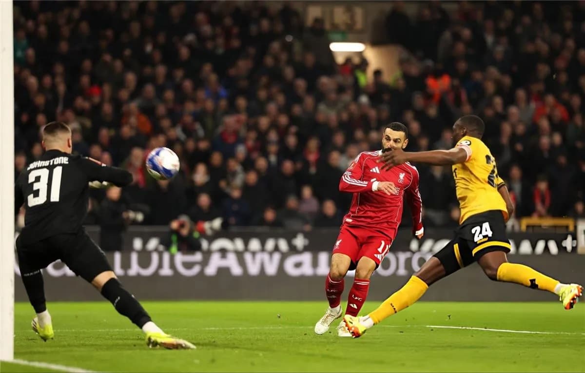 أساطير ليفربول: جونسون يرشح "فريمبونج" لخلافة محمد صلاح