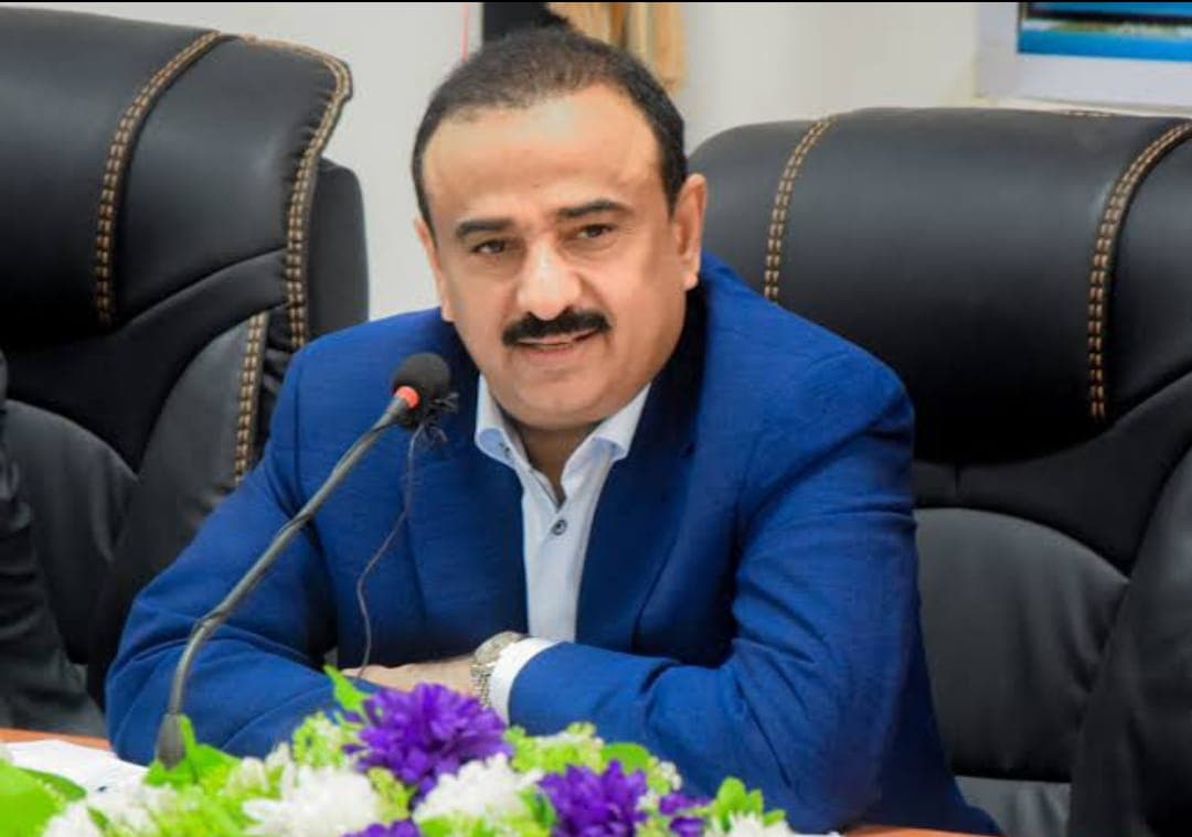 استنفار رسمي وشعبي في شبوة.. المحافظ "ابن الوزير" يوجه بدعم عمليات البحث عن الصيادين المفقودين بمشاركة واسعة