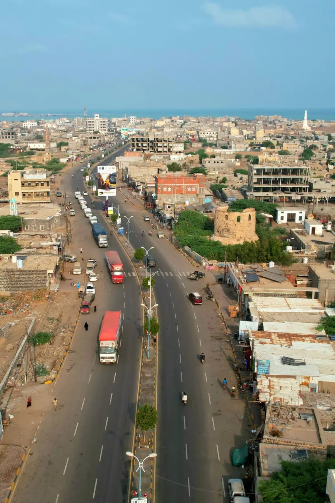 السعودية تسند جهود التنمية وتعزز الخدمات الأساسية في الساحل الغربي