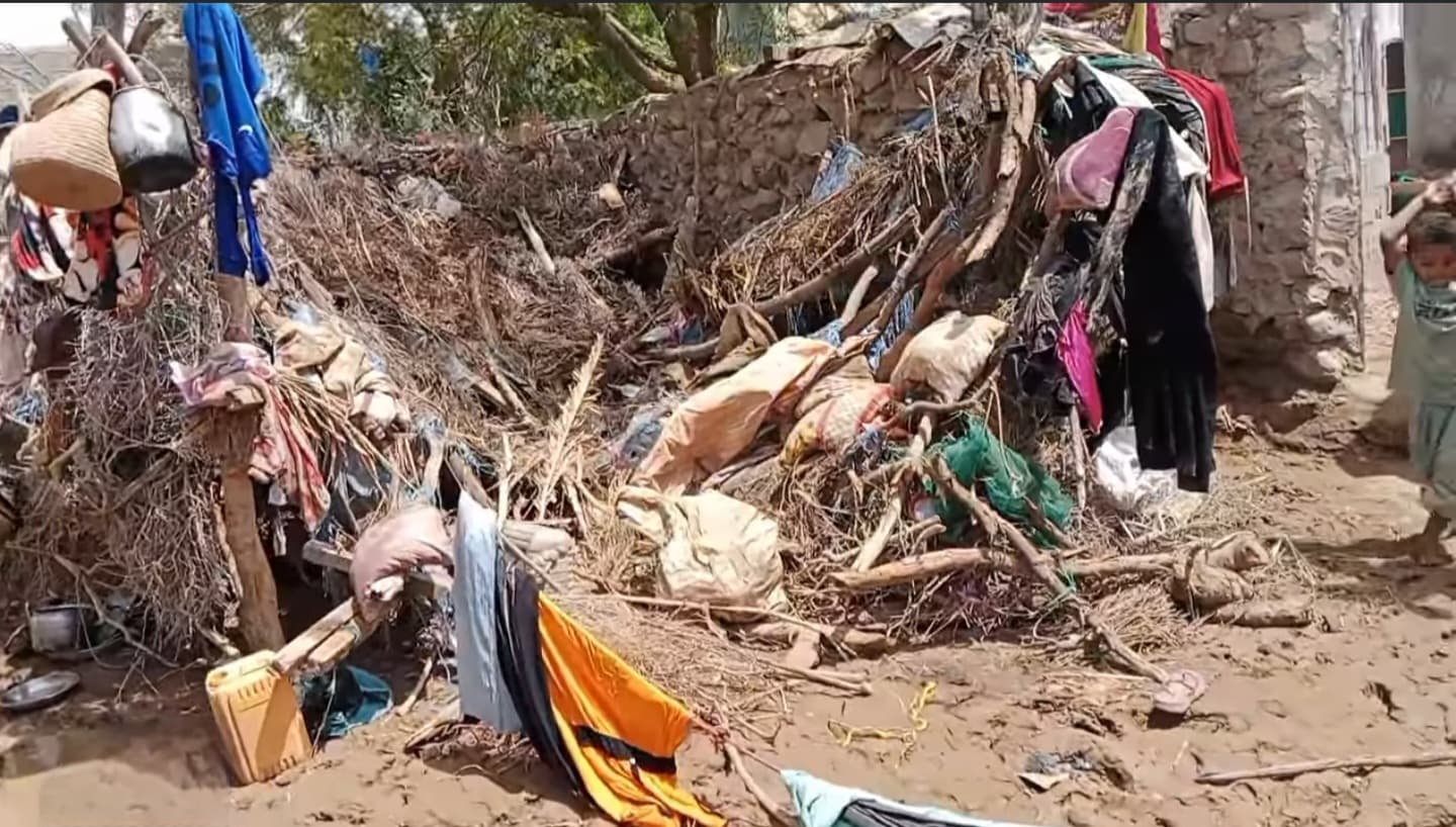 ارتفاع ضحايا السيول في مناطق الساحل الغربي في اليمن إلى 22 وفاة
