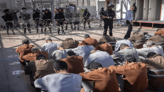 الكنيست يقرّ قانون إعدام الأسرى الفلسطينيين وسط إدانات واسعة وتحذيرات من تصعيد خطير