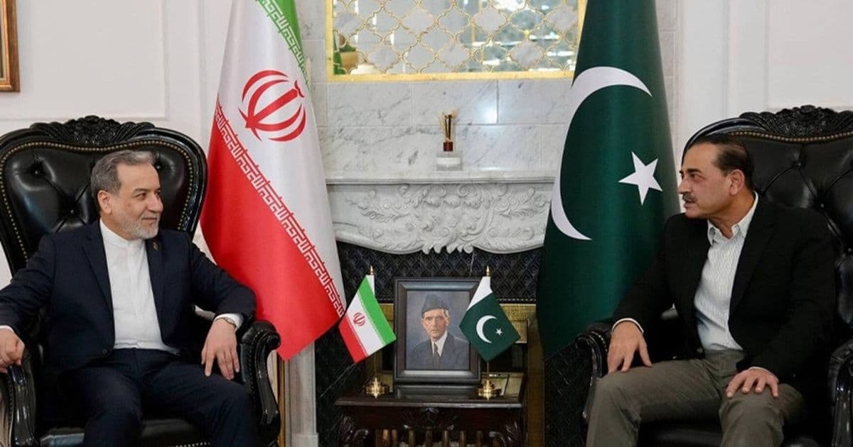 عودة وزير الخارجية الإيراني إلى إسلام آباد عقب مشاورات في عُمان