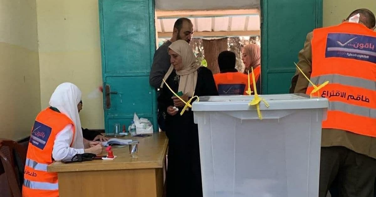 إغلاق صناديق الاقتراع في انتخابات بلدية بالضفة ودير البلح وبدء الفرز