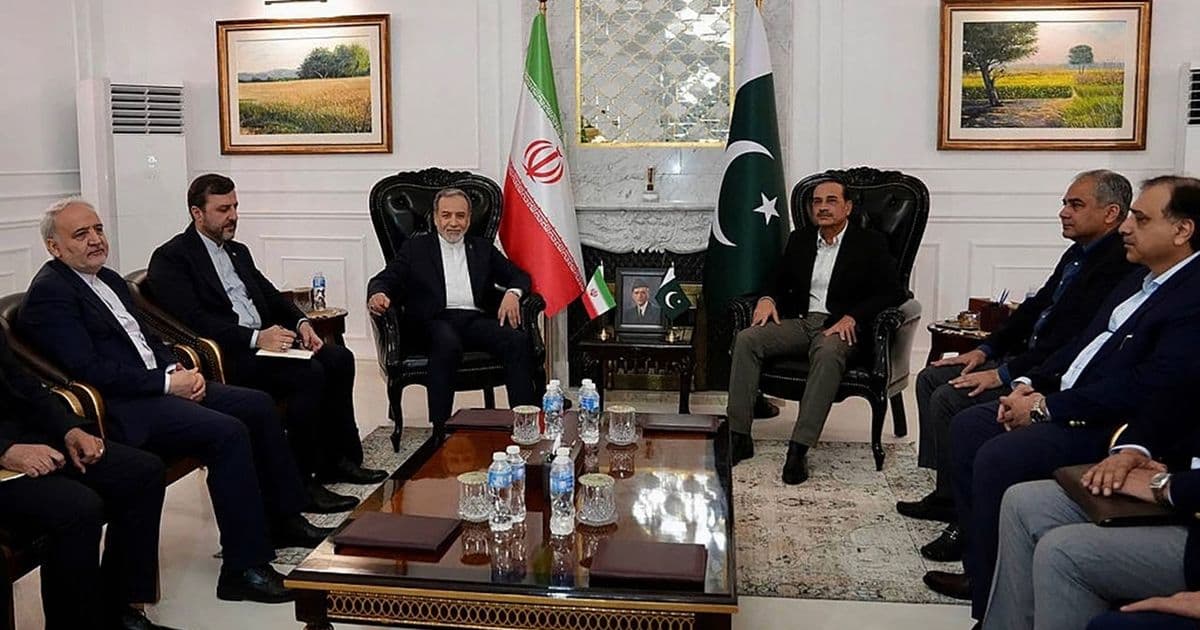 إيران تقدم مقترحا جديدا لأمريكا يتضمـن إعادة فتح مضيق هرمز