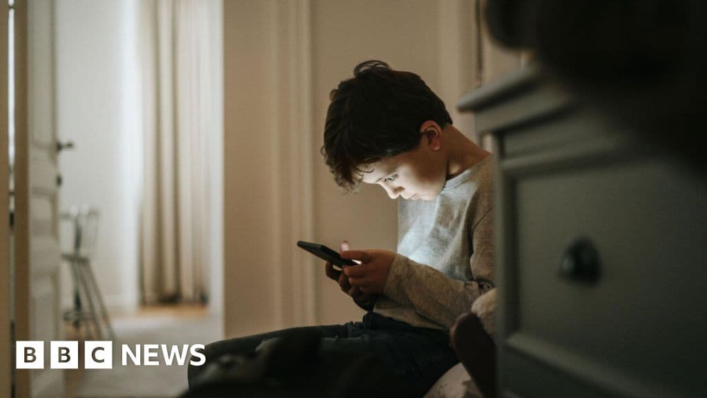 Don't panic - five ways to stop your kids' endless scrolling