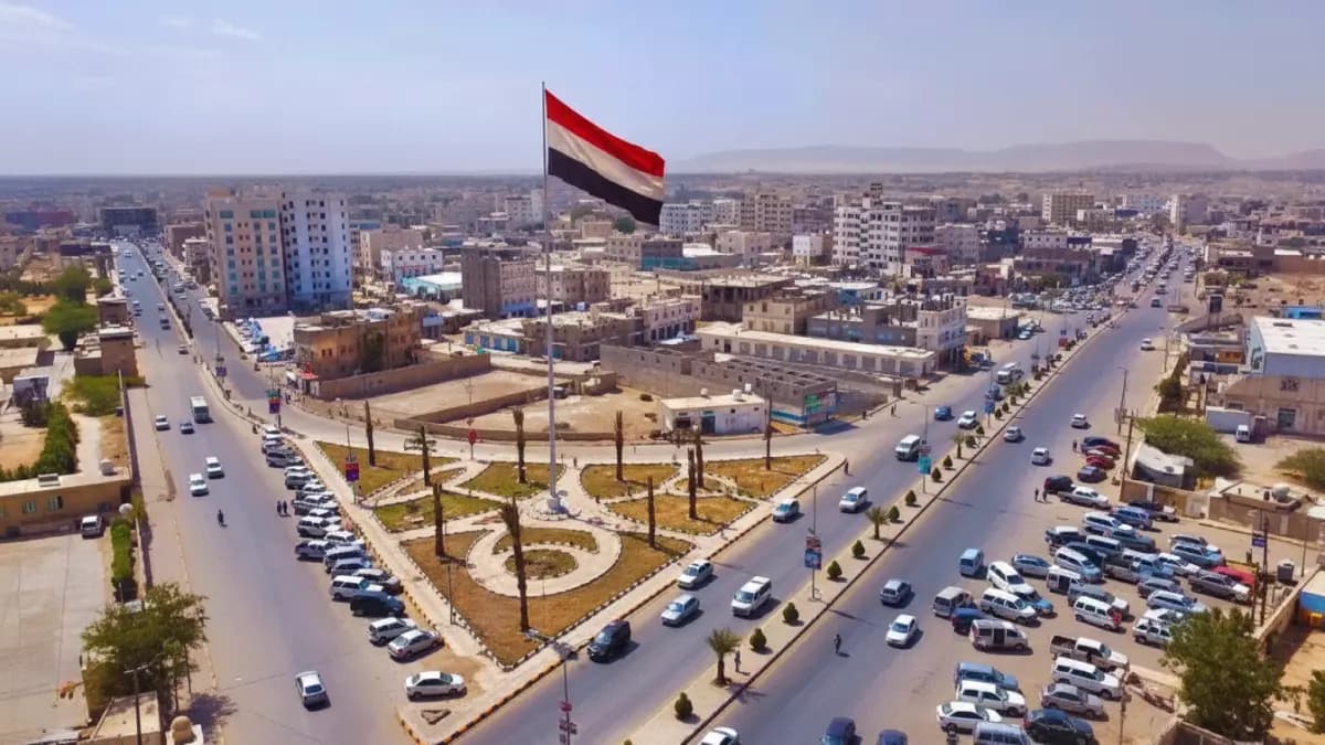 عاجل: مأرب تتحول لـ"فرن حارق"... أرقام صادمة لدرجات الحرارة تهدد بكارثة صحية خلال ساعات!