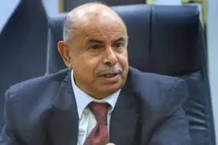 الخنبشي يصدر توجيهات صارمة بمنع حمل السلاح في كافة مدن ومناطق حضرموت