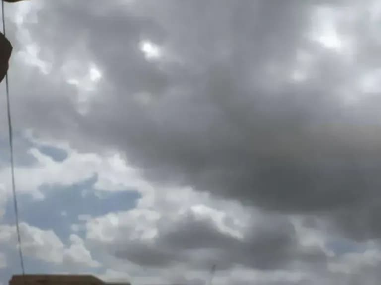  centers نصائح وتحذيرات لمواجهة أمطار متوقعة على 13 محافظة