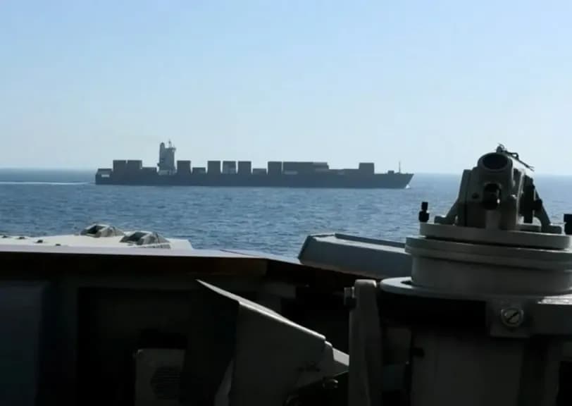 أول رد صيني على احتجاز البحرية الأمريكية سفينة شحن إيرانية قادمة من الصين