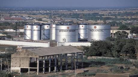 الهند تستنفر مصافيها