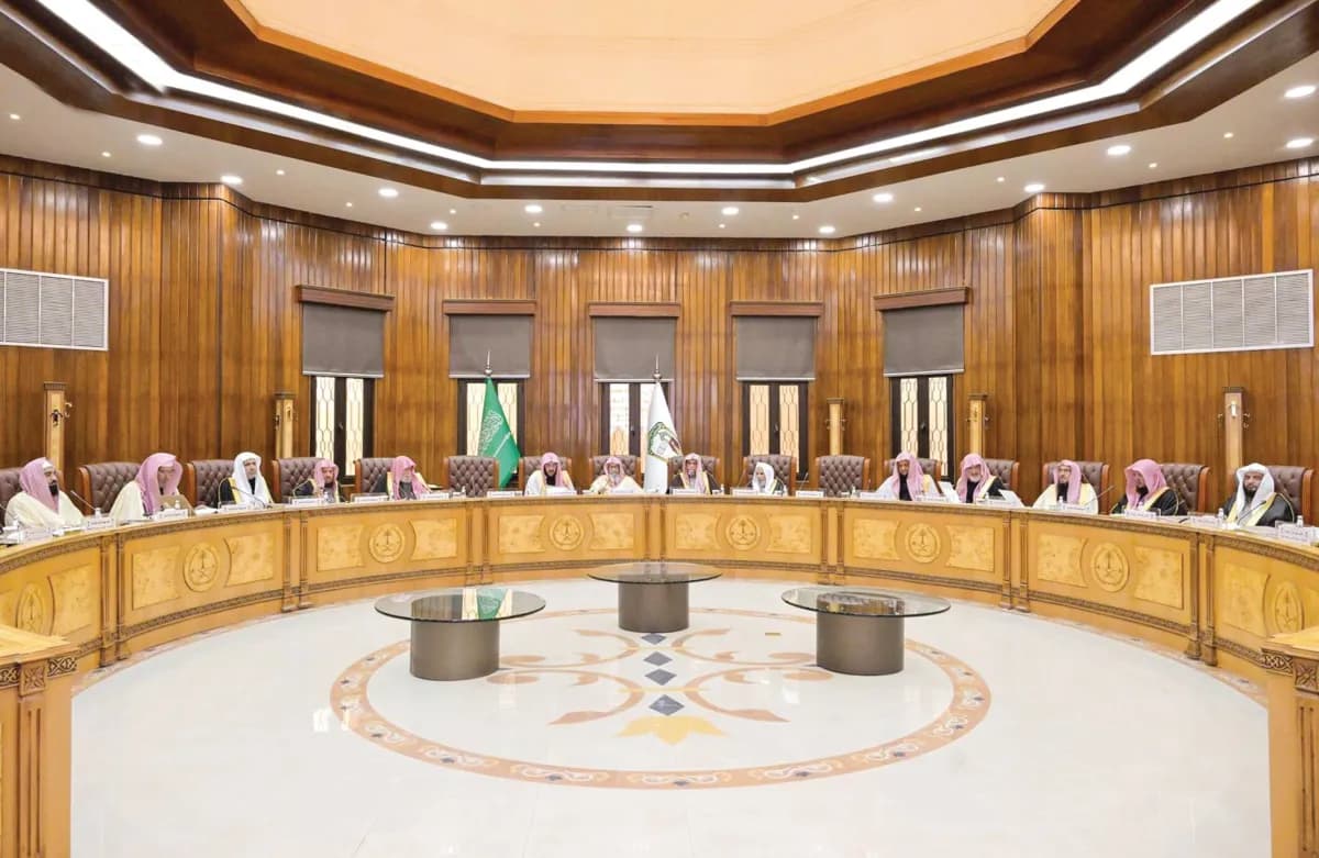 «كبار العلماء» السعودية: حفظ الأمن من أفضل الأعمال الصالحة