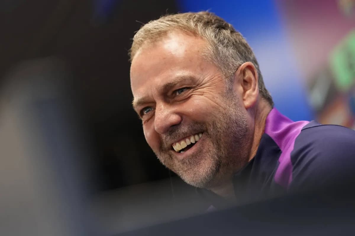 فليك: نحتاج اللعب بإيقاع سريع أمام نيوكاسل «القوي للغاية»