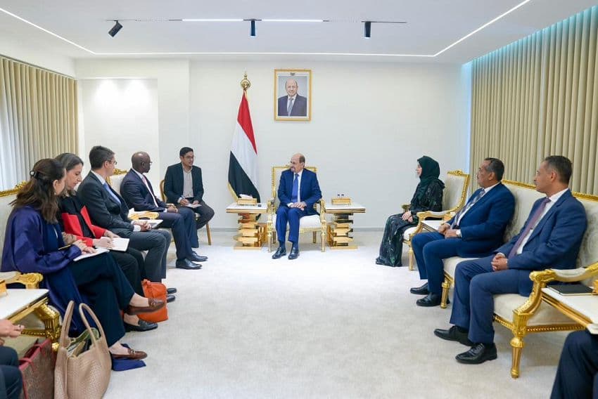 رئيس الوزراء يبحث مع البنك الدولي توسيع الشراكة ودعم أولويات التنمية في اليمن