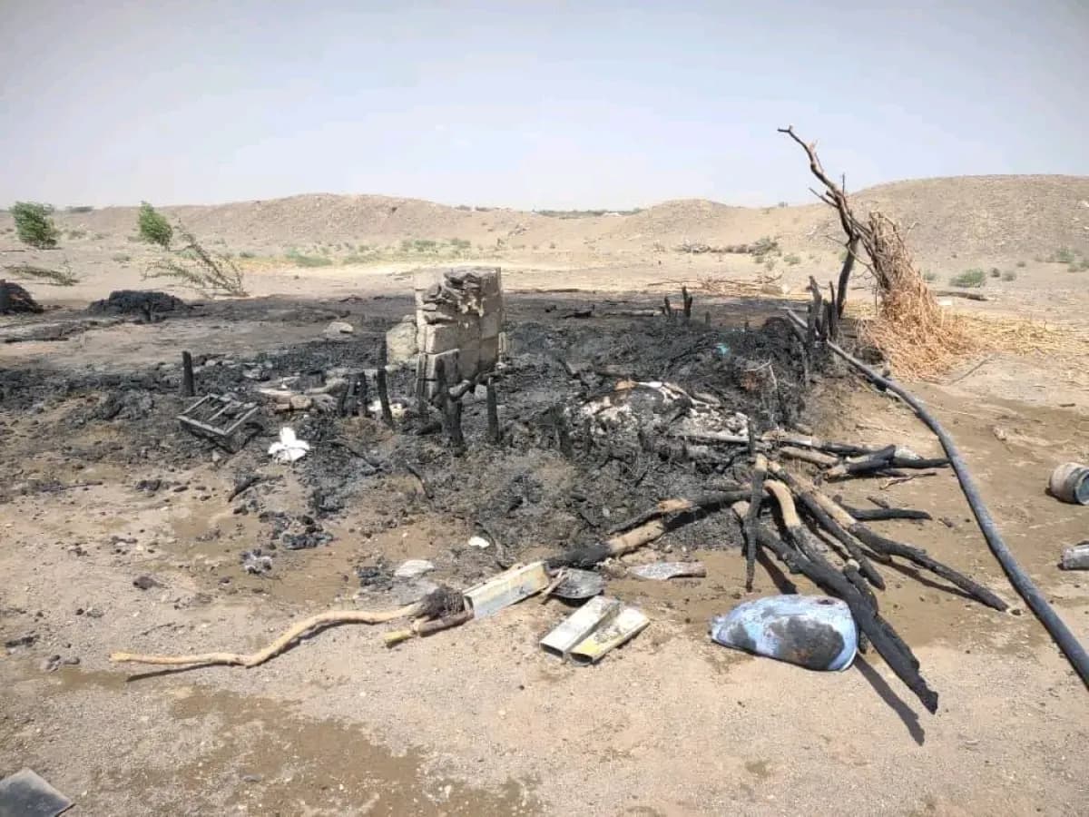 حريق يلتهم منزل أسرة في ريف المخا ويتركها بلا مأوى