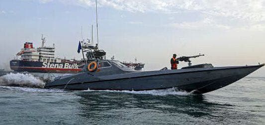 الجيش الأمريكي يعلن تدمير 16 سفينة ألغام إيرانية قرب مضيق هرمز