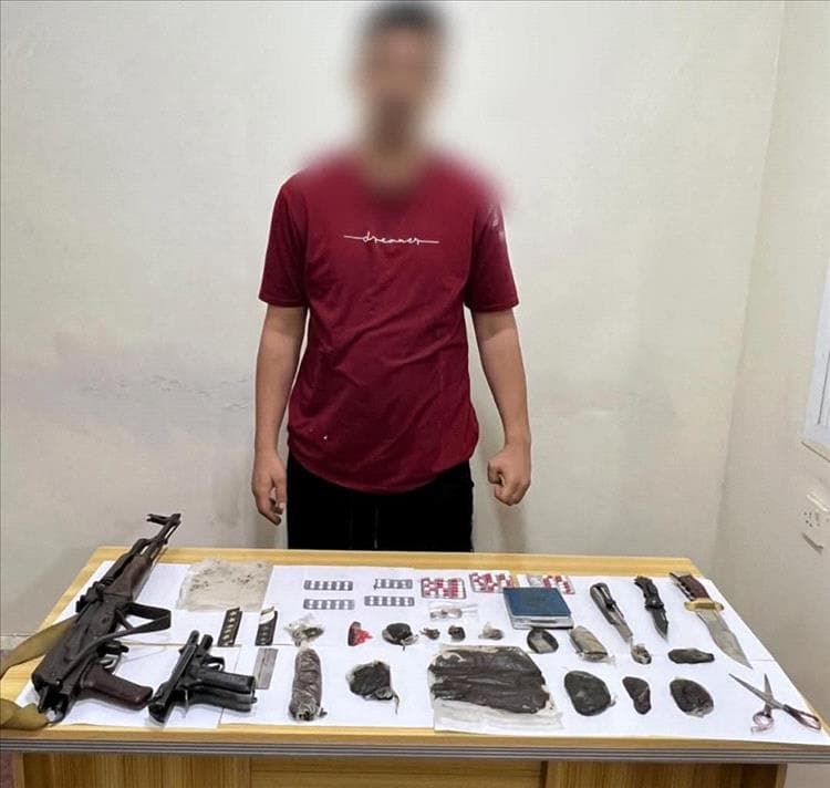 مدير أمن عدن يعلن ضبط خطر مروج المخدرات وأدواته في عدن