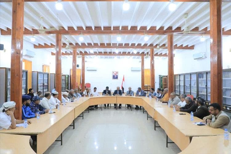 بارباع: اجتماع برئاسته يناقش أوضاع مديرية شبام واحتياجاتها