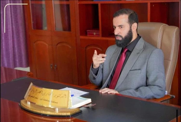 اتصال من محافظ أبين ببعثة فحمان في مأرب… دعم رسمي ورسالة لتحفيز الشارع الرياضي