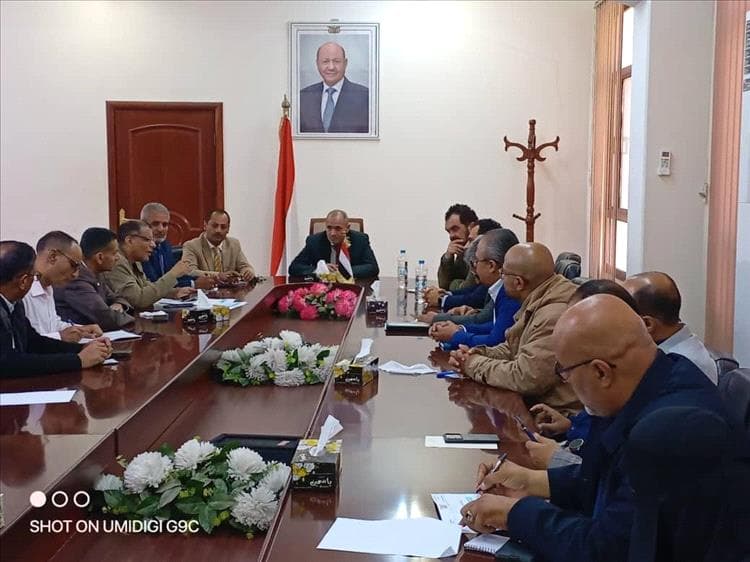 وكيل أول يترأس لقاءً موسعا لمختلف الجهات ذات العلاقة بمشاريع اليونسكو وفريق المنظمة ويشدد على أهمية الحفاظ على المخزون الحضاري للمحافظة