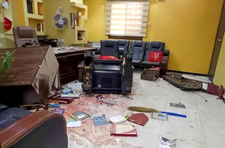 بعد اقتحام "عدن الغد".. ما قدرة أجهزة الأمن على حماية الحريات الصحفية؟