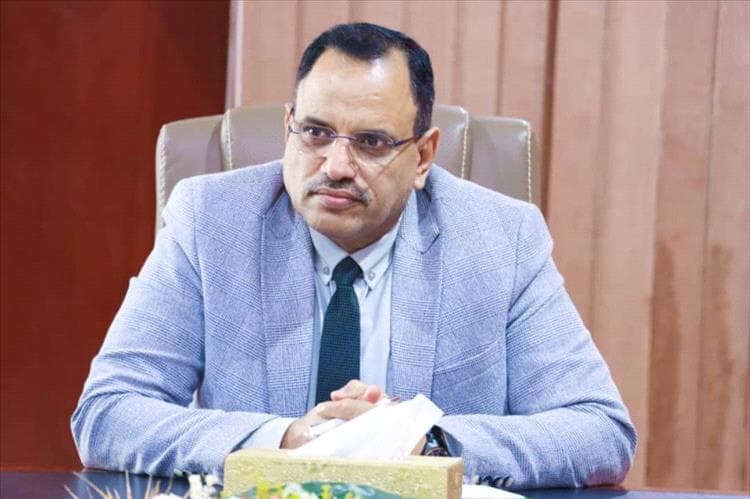 رئيس مصائد خليج عدن يهنئ اللواء سالم السقطري بمناسبة نيله ثقة حكومة الكفاءات