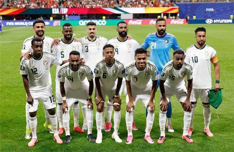 سعودياً أمام فرصة تاريخية في كأس العالم بعد مواجهة الرأس الأخضر