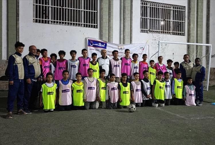 منافسات متواصلة في مهرجان مدرسة الشعب الرياضي بتعز