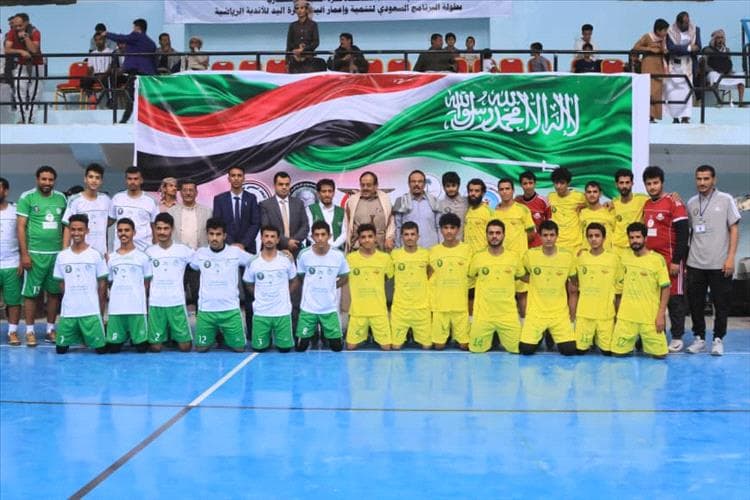 الوكيل الفاطمي  يدشن بطولة كرة اليد للأندية بمحافظة مأرب