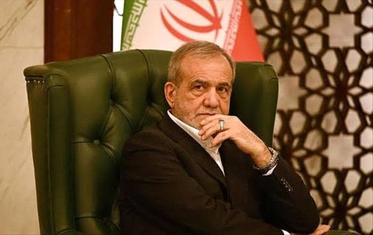 بزشكيان: مجلس القيادة المؤقت وافق على عدم شن أي هجمات على دول الجوار