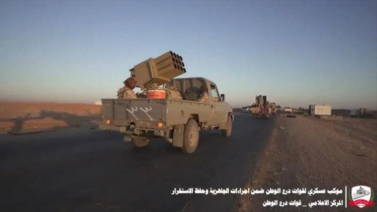 تعزيزات عسكرية تصل العاصمة المؤقتة عدن قادمة من المهرة