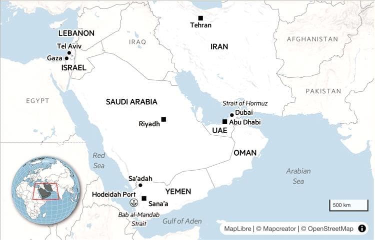 فايننشال تايمز: الحوثيون خارج المواجهة مؤقتاً.. حسابات الوقت والضربات الأمريكية وراء الصمت
