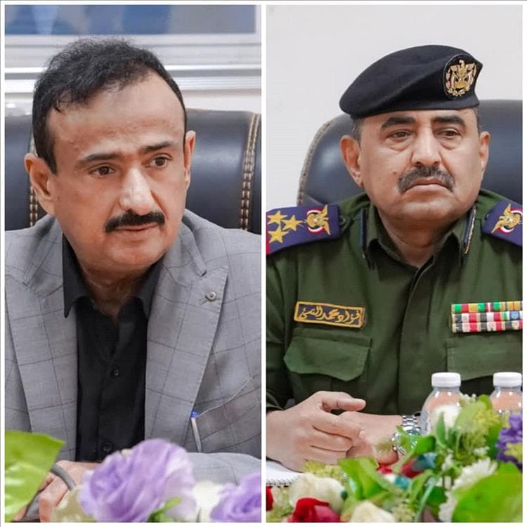 مدير عام شرطة شبوة يهنئ محافظ المحافظة بمناسبة حلول عيد الفطر المبارك