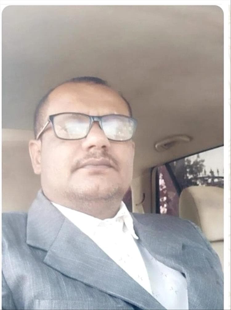 مدير عام ضرائب لحج ينفي صلة مكتبه بإشكالية ضريبة القات في منفذ العند