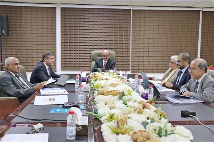 مجلس البنك المركزي يناقش الخيارات المتاحة للتعامل مع ظاهرة شحة السيولة ويقر حزمة من الإجراءات