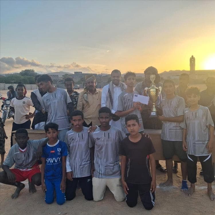 شباب الواحدي يتوج بطلا لبطولة دوري الناشئين برعاية نادي طليعة حبان الرياضي بشبوة والطليعة وصيفاً