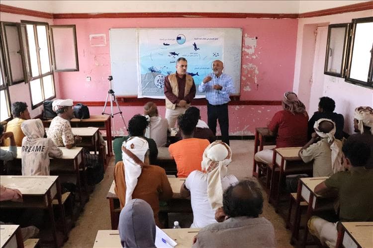 الهيئة الإقليمية (PERSGA) والهيئة العامة لحماية البيئة تنفذ برنامج توعية لصيادي وقطاع المرأة في منطقة خور عميره