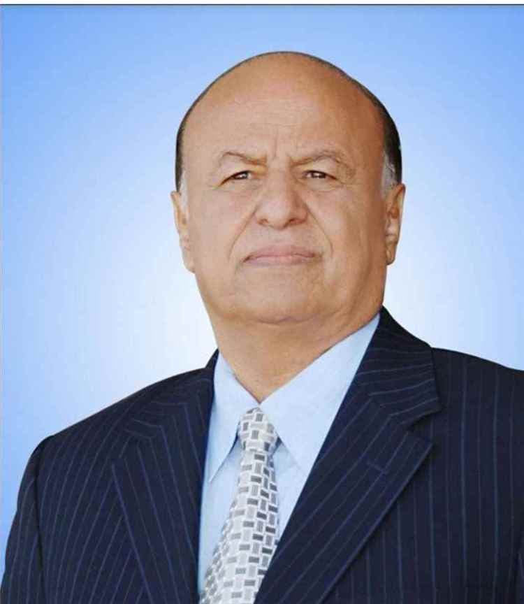 رئيس هادي يصدر توجيهًا لصرف معاش والده المقطوع من قبل الحوثيين