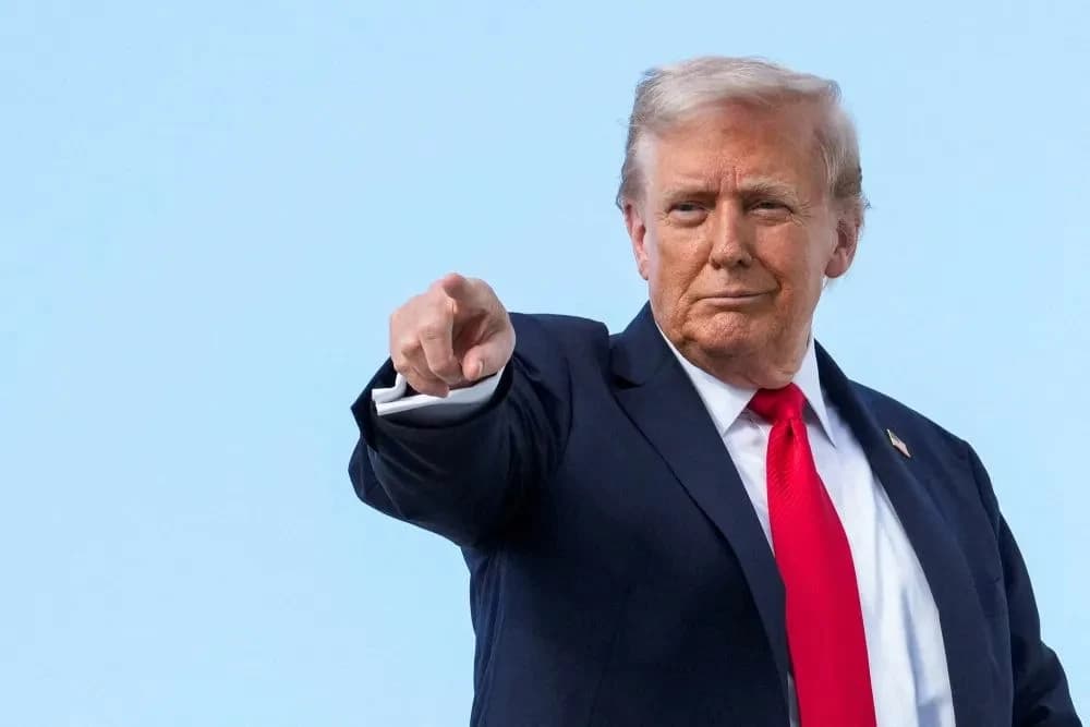 ترمب: نفذنا أقوى الغارات في تاريخ الشرق الأوسط.. ودمّرنا جميع الأهداف العسكرية في جزيرة خرج الإيرانية