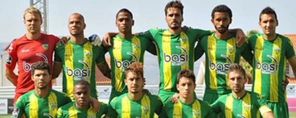 في الدوري البرتغالي الممتاز.. المدرب يضرب رئيس النادي والشرطة تتدخل!