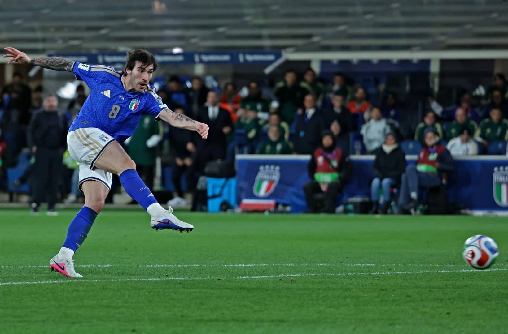 الملحق الأوروبي.. «إيطاليا» يتخطى «آيرلندا» ويقترب من التأهل لمونديال 2026