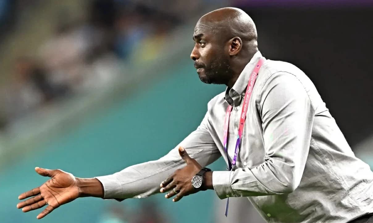 قبل المونديال.. منتخب غانا يلغي عقد المدرب أوتو أدو