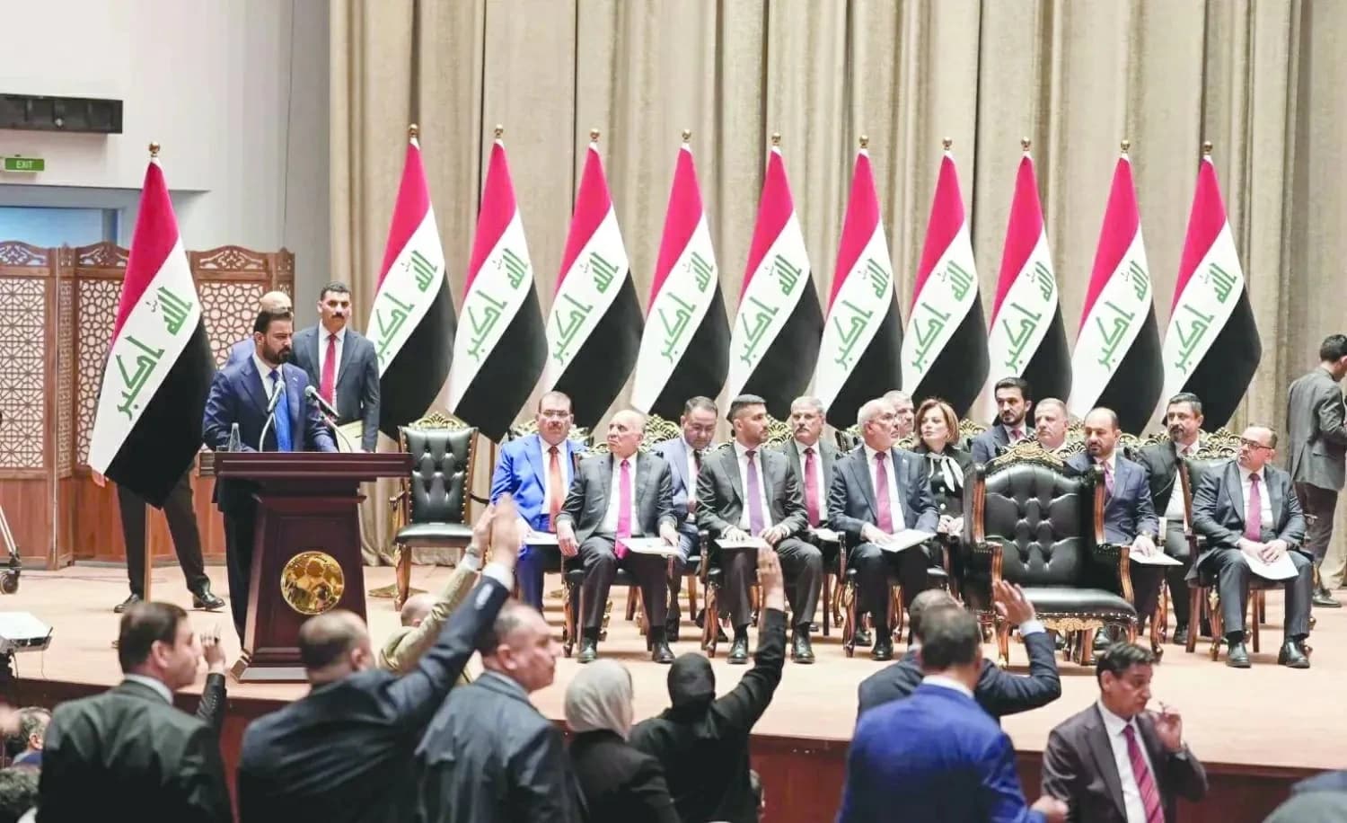 رئيس الوزراء العراقي يطلب التصويت على استكمال حكومته (الخميس)