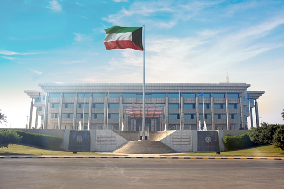 وزارة الداخلية الكويتية تكشف عن إحباط مخطط إرهاـ.ـبي خطير بعد ضبط خلية مرتبطة بتنظيم الحزب اللبناني