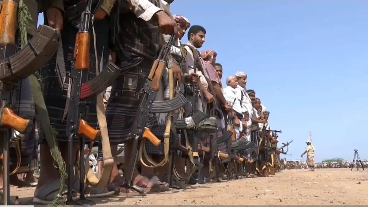 أبناء المخا يؤيدون الشرعية ويساندون معركة استعادة الدولة ضد الحـ,ـوثي