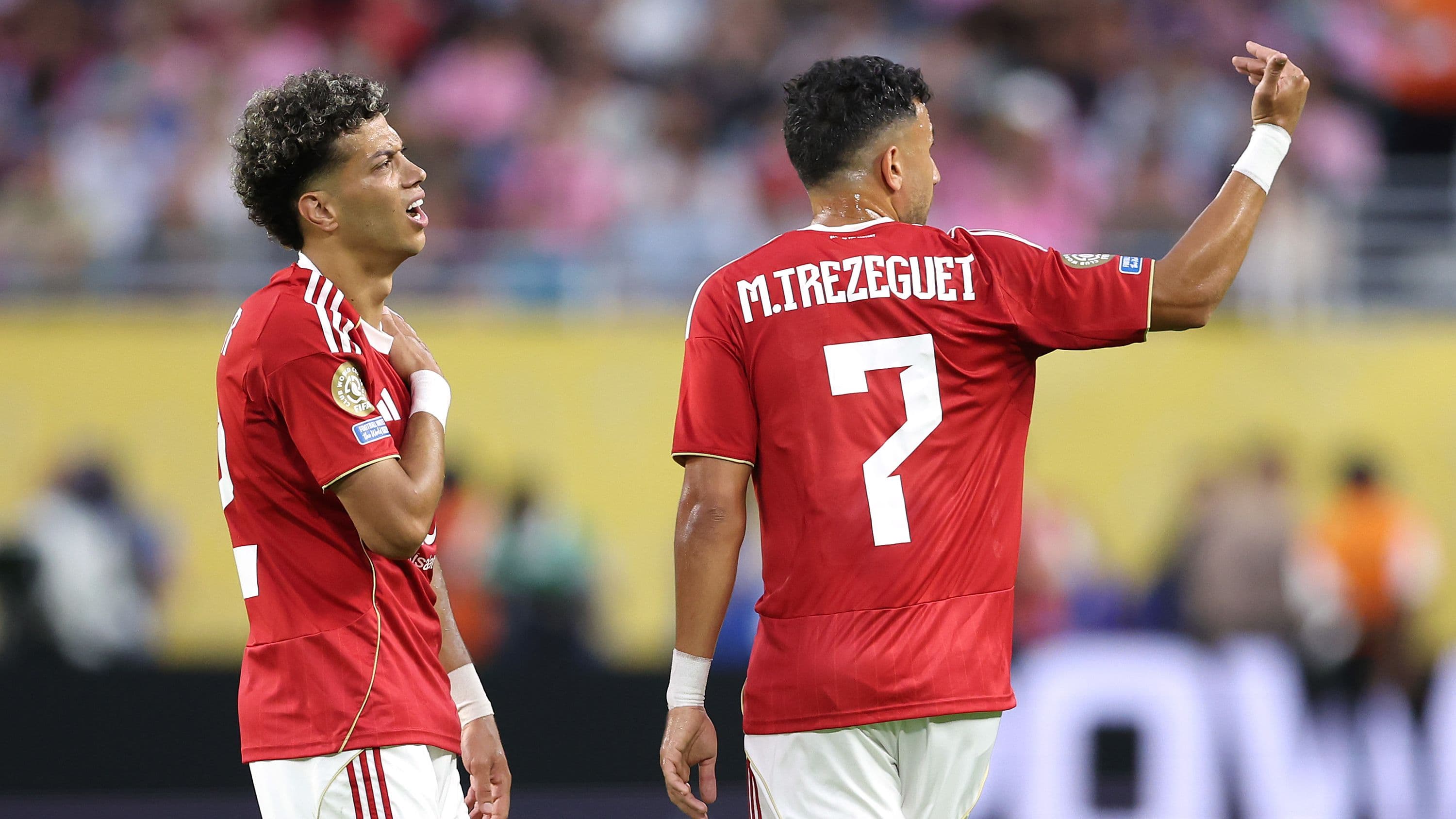 توروب يقود الأهلي في مواجهة بيراميدز الحاسمة