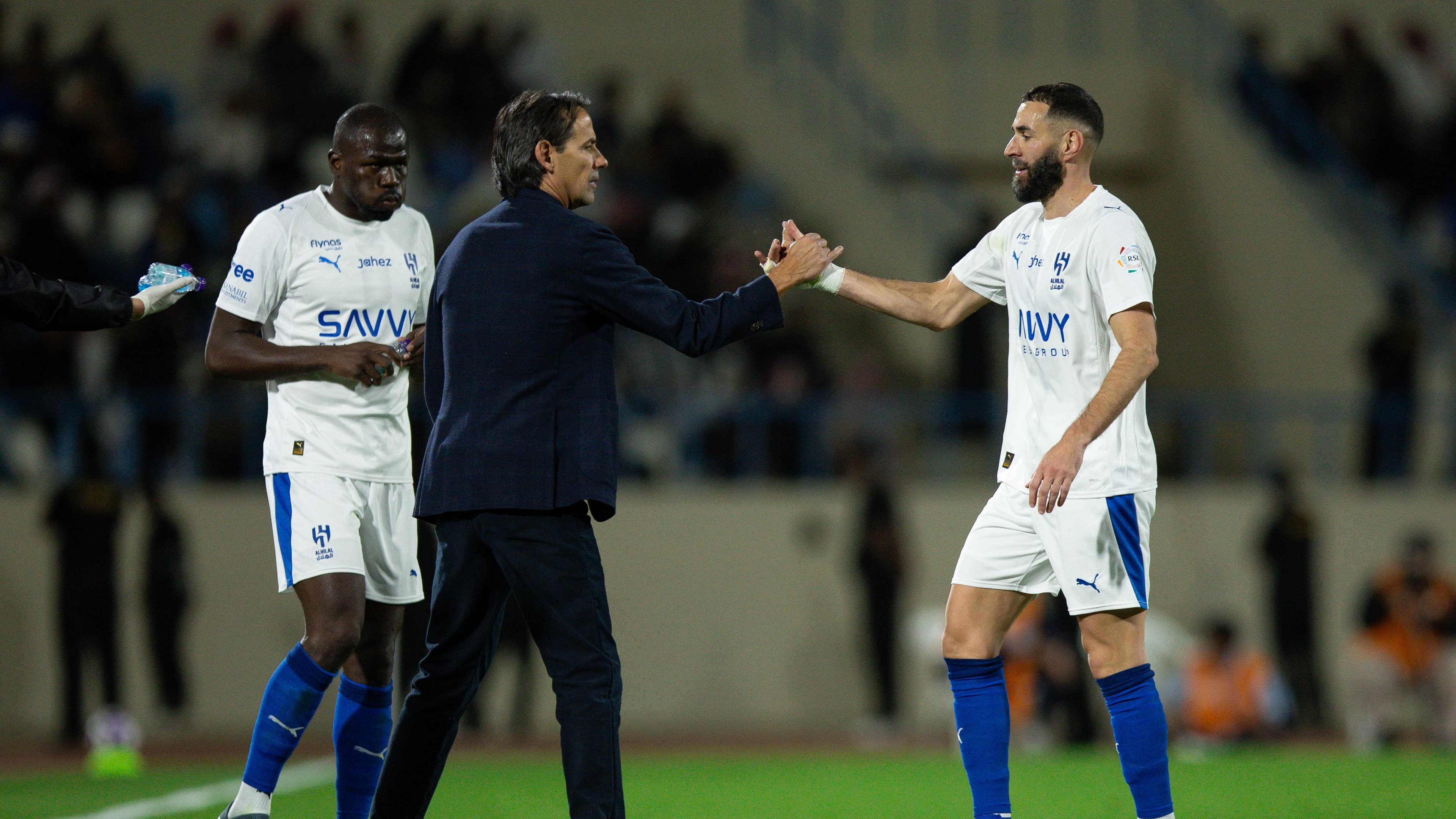 بقيادة بنزيما.. إنزاجي يغيِّر وجه الهلال في موقعة النجمة